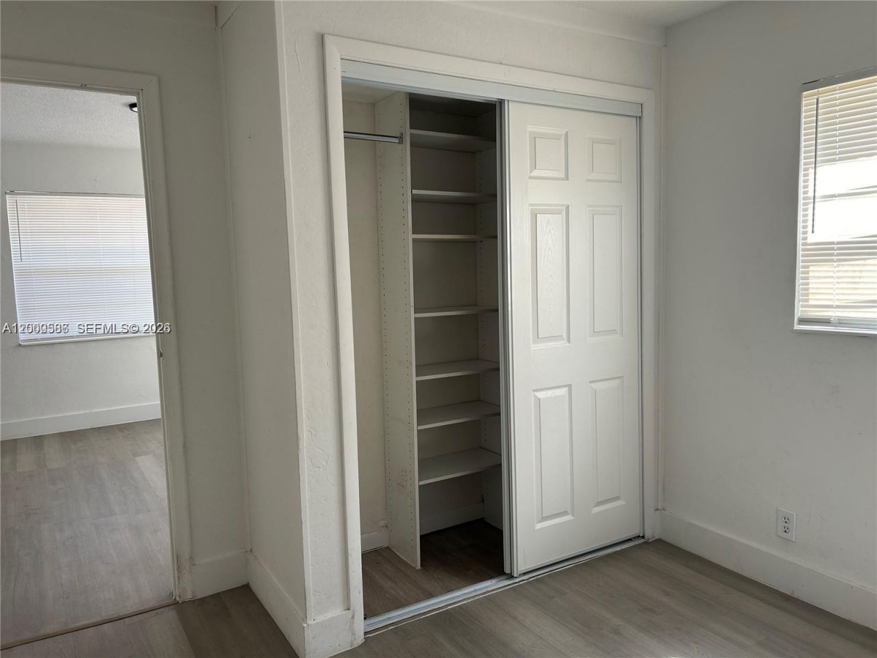 916 SW 10th St, Hallandale Beach, FL 33009 Photo