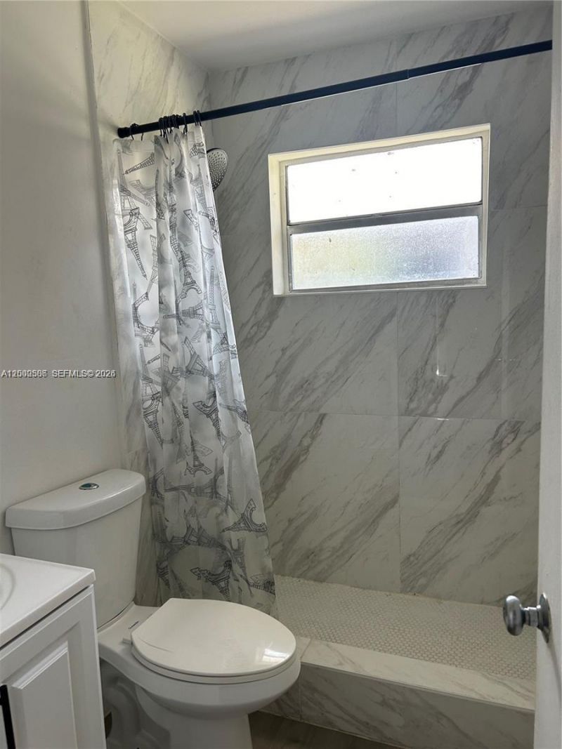 916 SW 10th St, Hallandale Beach, FL 33009 Photo