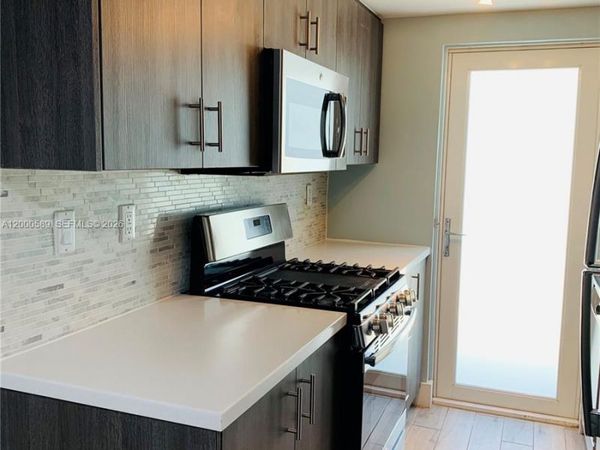 942 Lenox Ave, Unit 05, Miami Beach, FL 33139