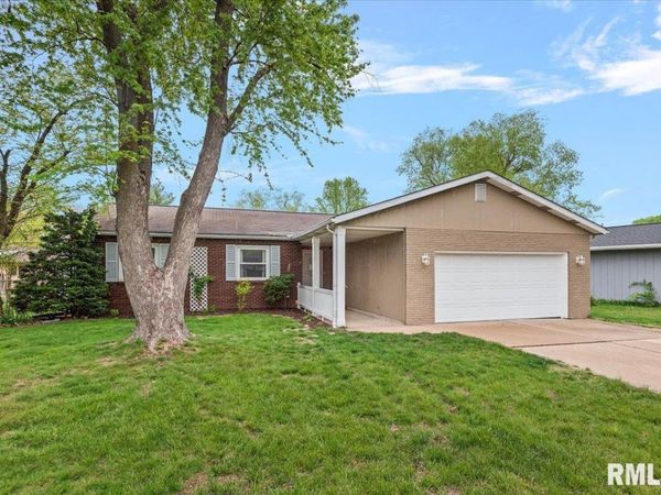 2637 Sarona Road, Springfield, IL 62704