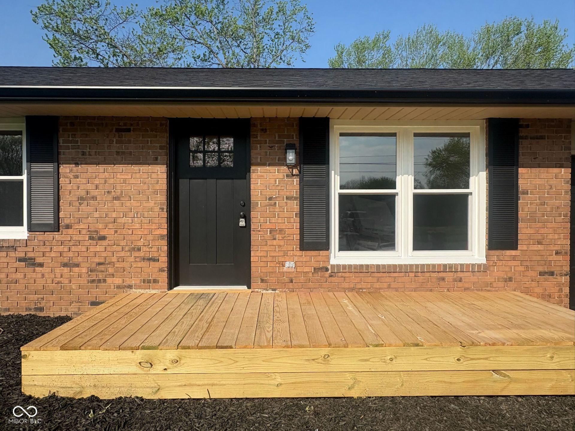 1732 Prairie Drive, Columbus, IN 47203 Main Photo