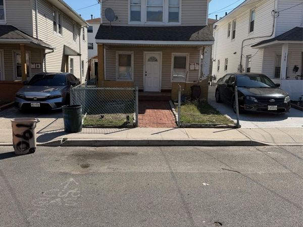 190 Beach 27th Street, Far Rockaway, NY 11691