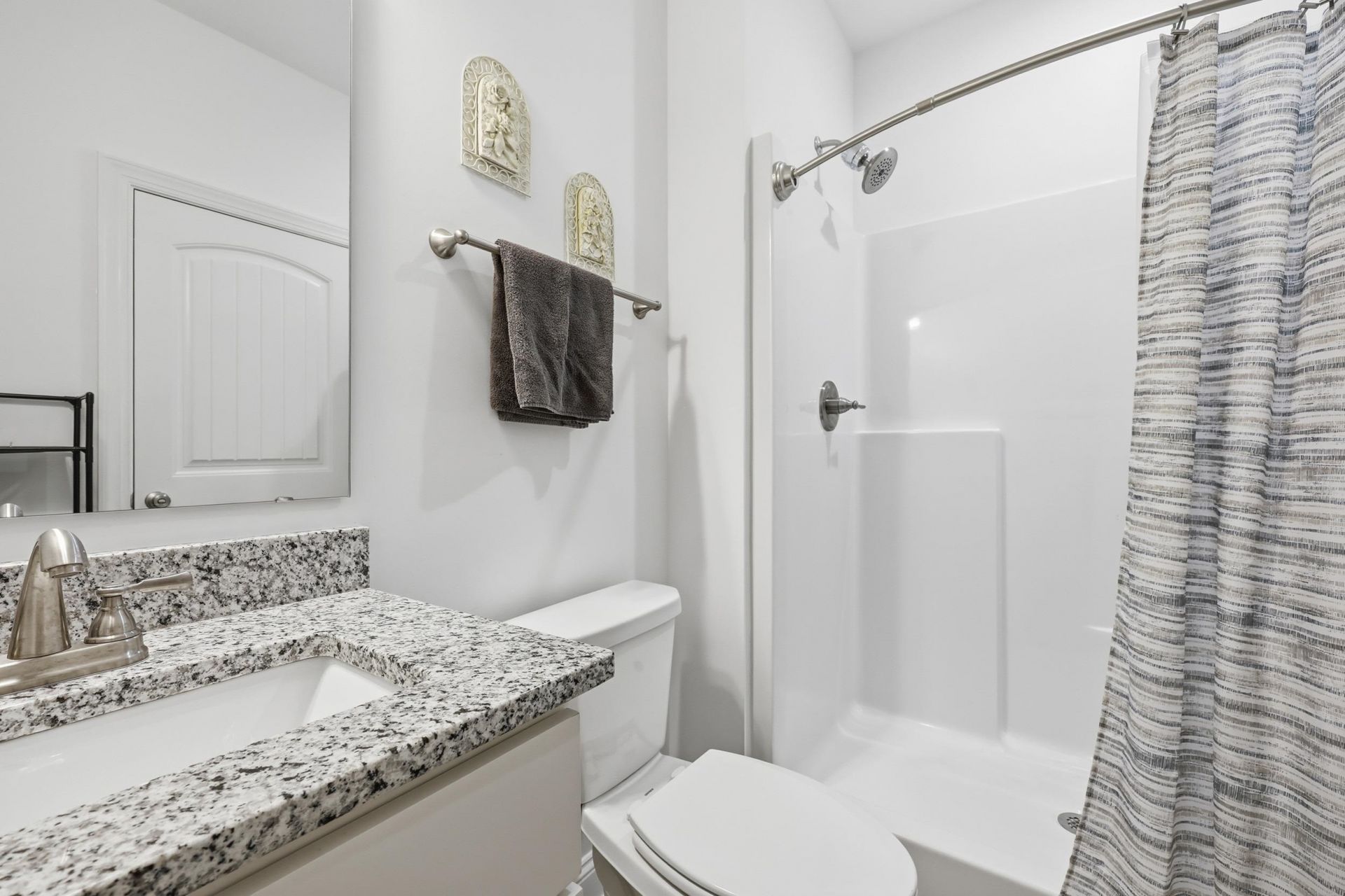 116 Kingsbury Loop Photo 18