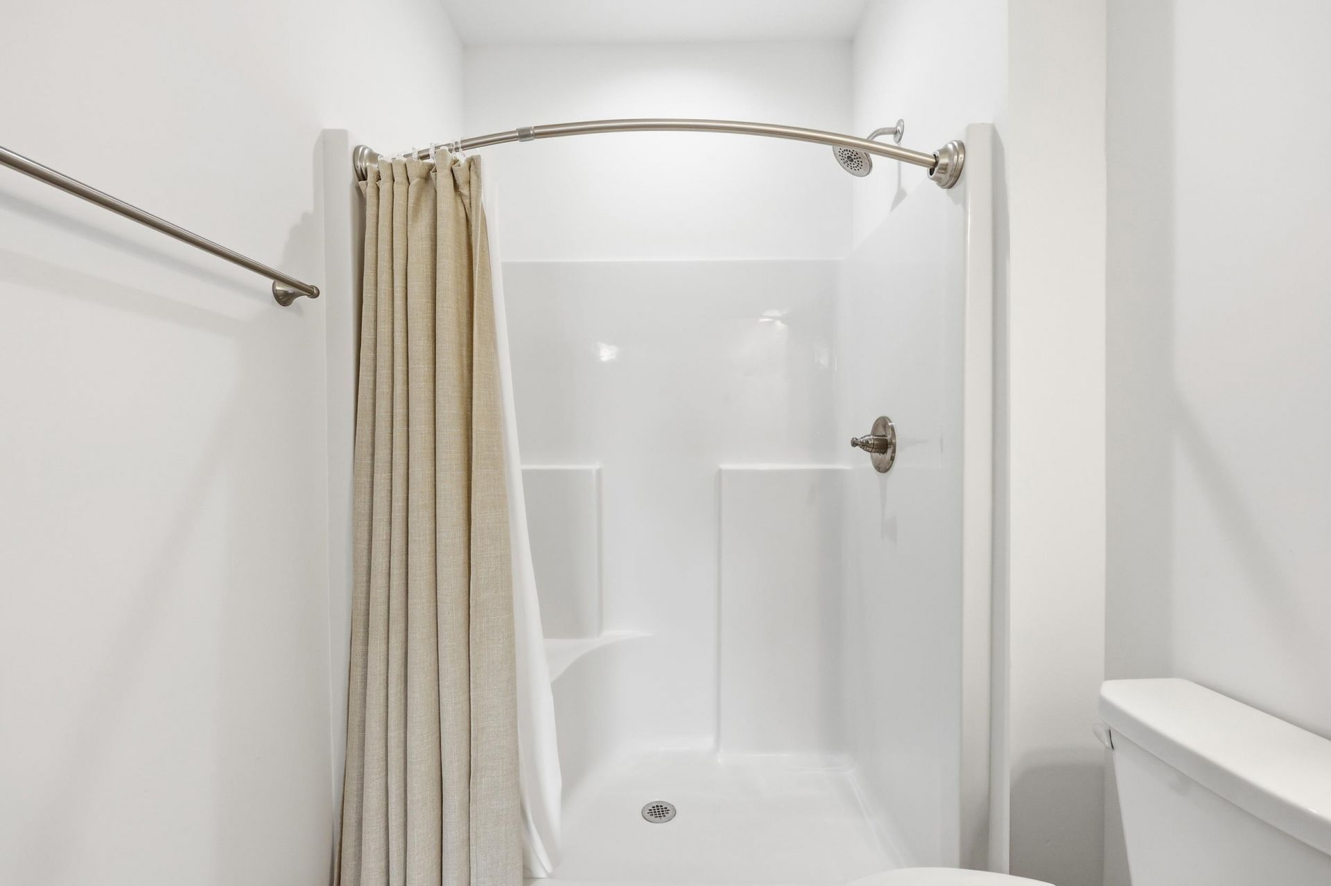 116 Kingsbury Loop Photo 19