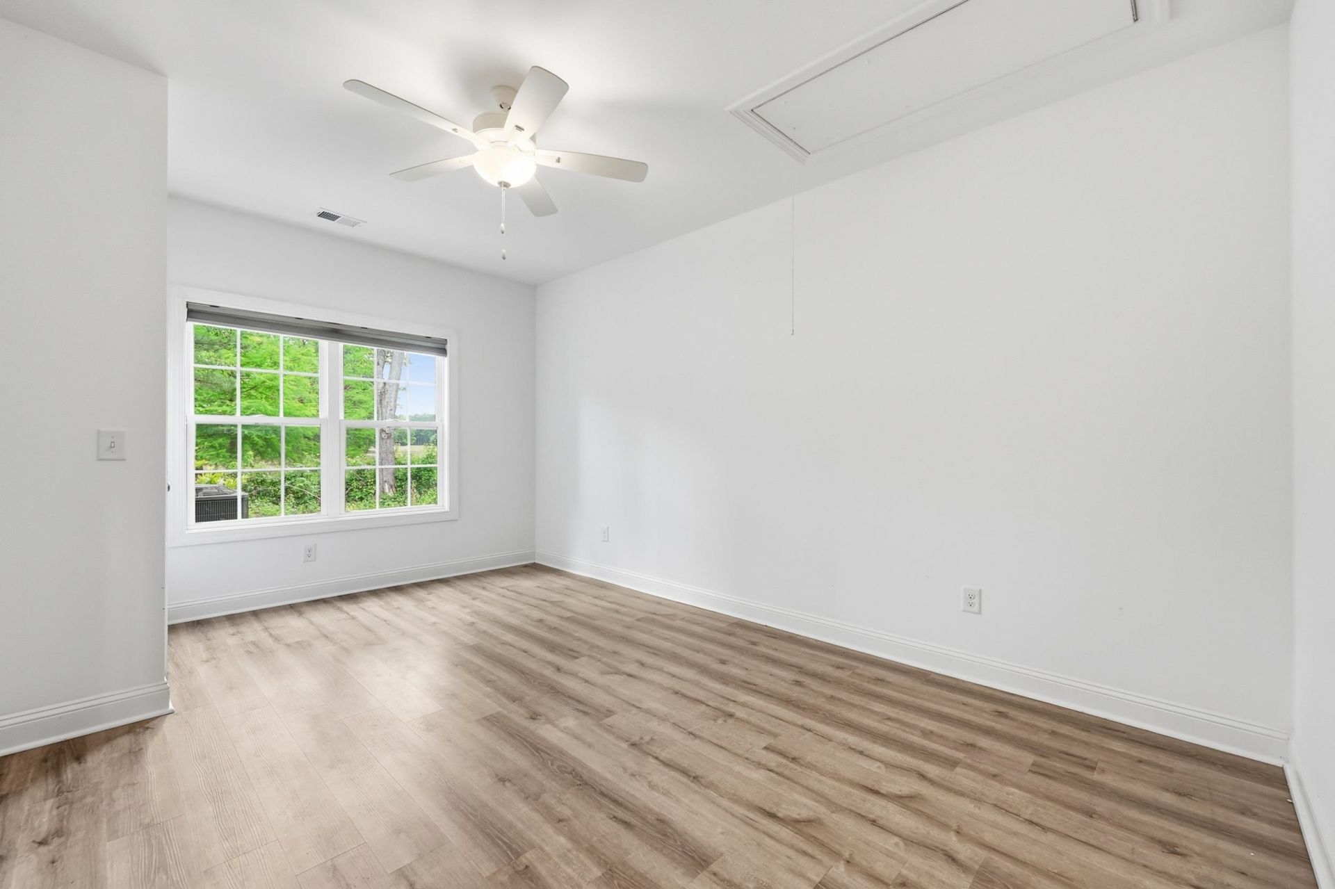 116 Kingsbury Loop Photo 20