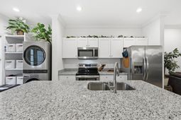 116 Kingsbury Loop photo 4