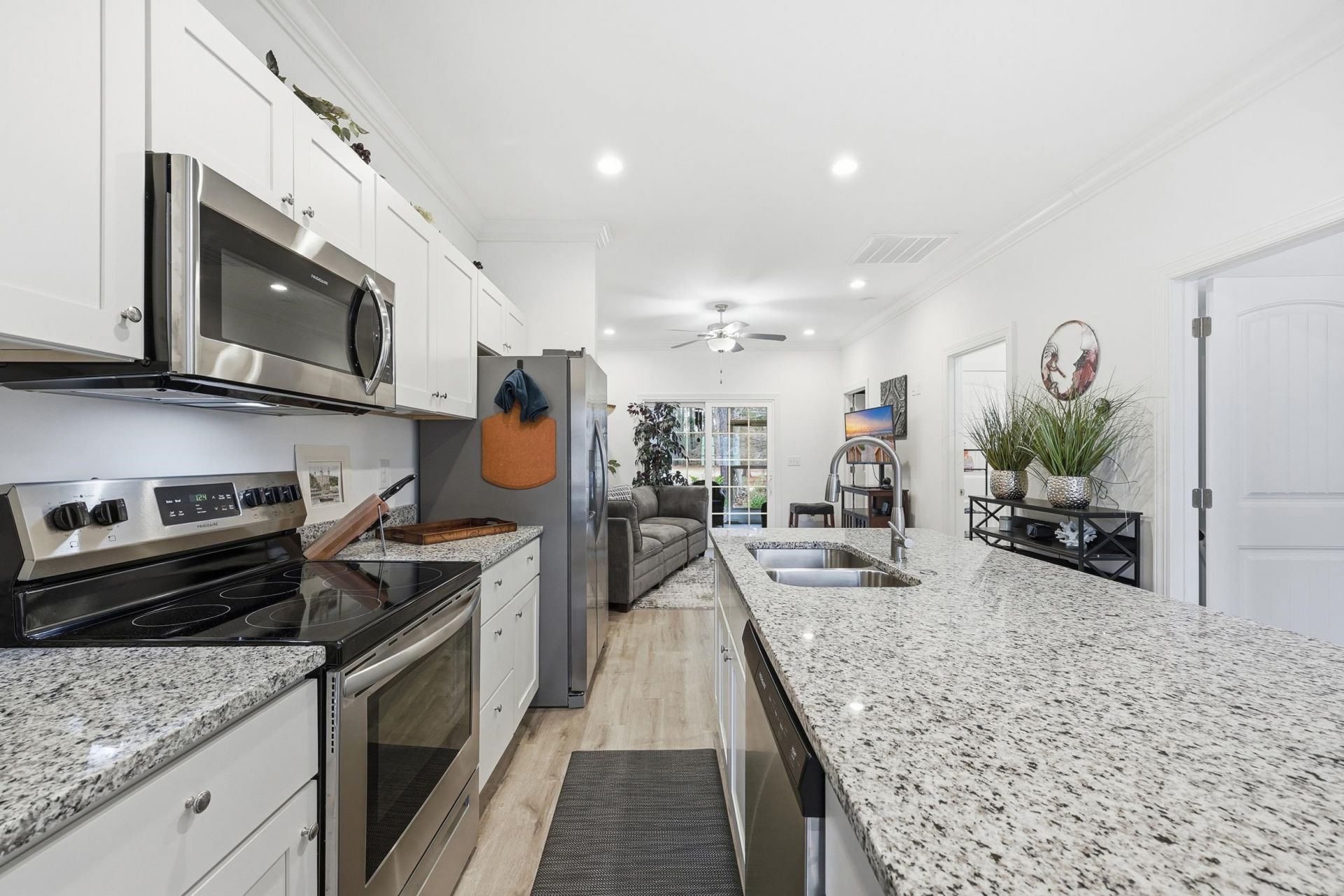 116 Kingsbury Loop Photo 6