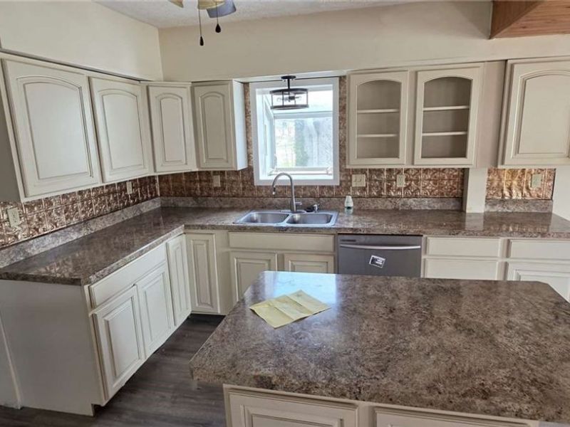 1811 S Green Road, South Euclid, OH 44121 Photo 7