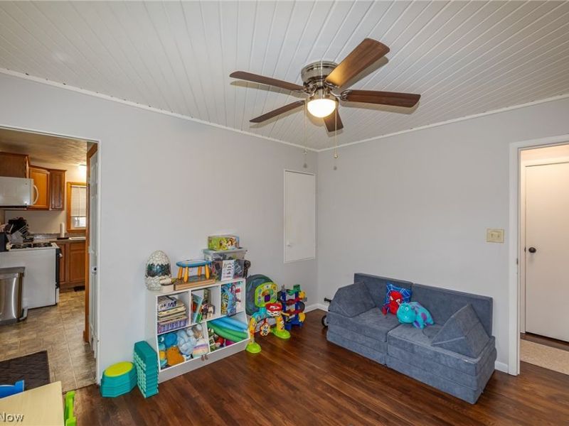 18255 Shurmer Road, Strongsville, OH 44136 Photo 14