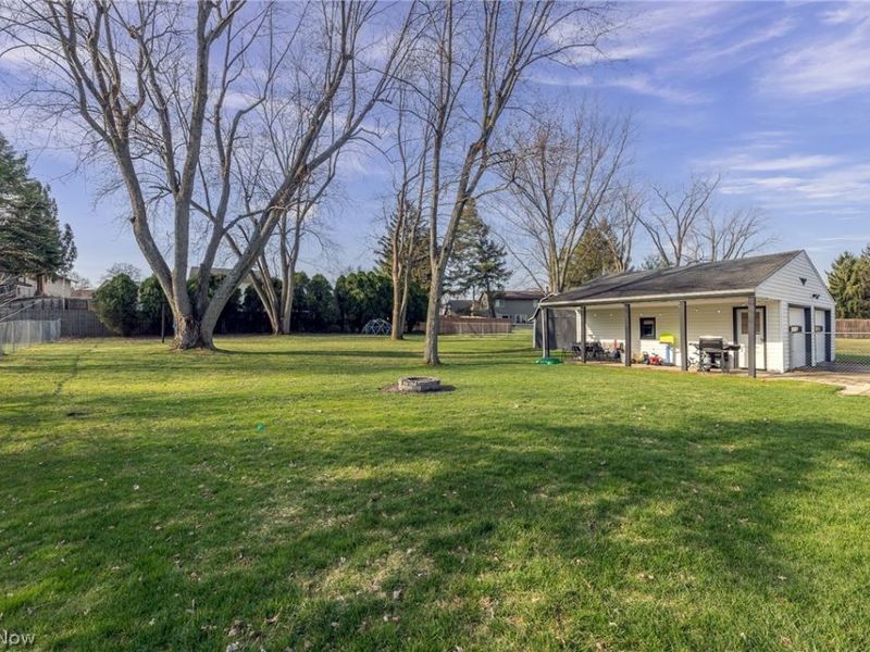 18255 Shurmer Road, Strongsville, OH 44136 Photo 30