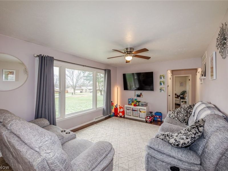 18255 Shurmer Road, Strongsville, OH 44136 Photo 5