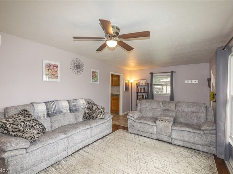 18255 Shurmer Road, Strongsville, OH 44136 Photo 8