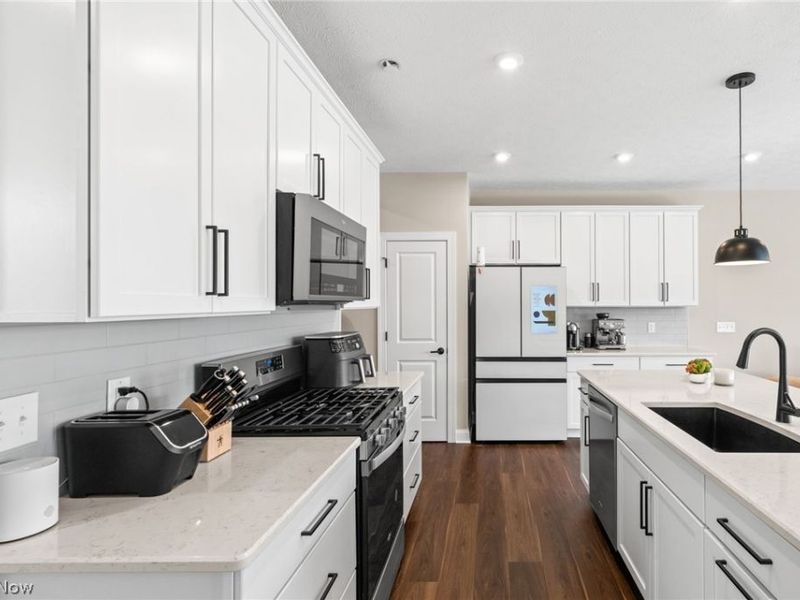 795 N Parkside Drive, Westlake, OH 44145 Photo 8