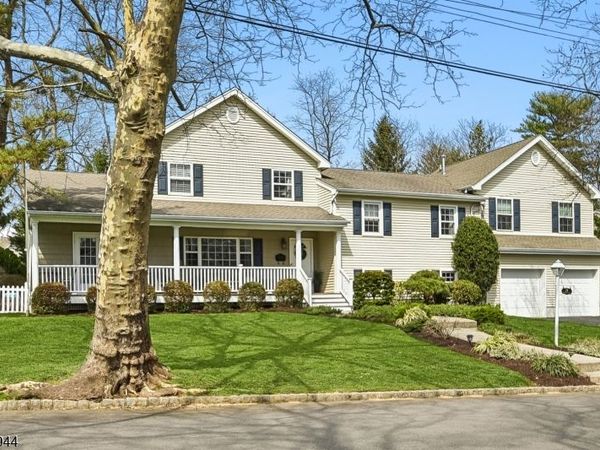 21 Woodbrook Cir, Westfield, NJ 07090