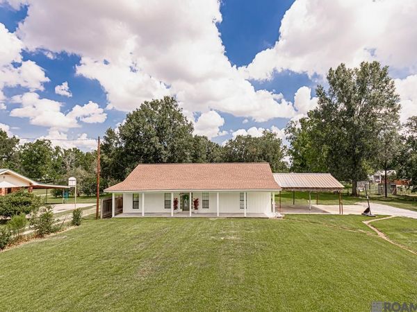 40444 Black Bayou Ext, Gonzales, LA 70737