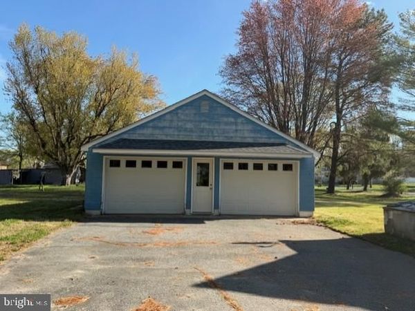 42 WOODLAND AVENUE, OCEAN VIEW, DE 19970