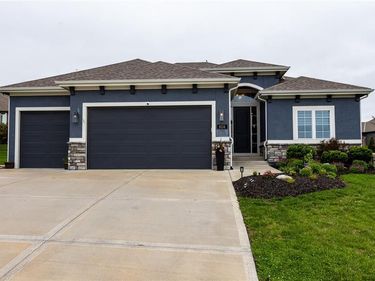 8134 NW 89th Street, Kansas City, MO 64153