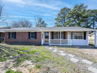 305 IVY STREET, New Llano, LA 71461