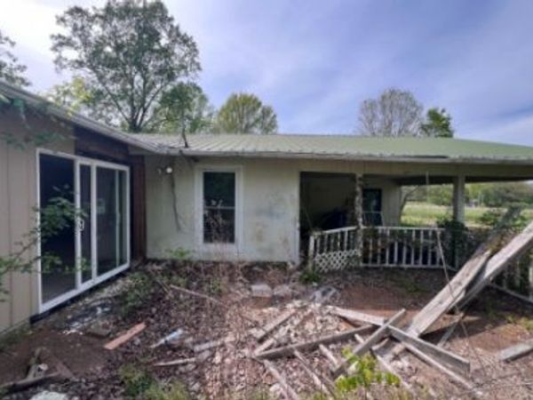 80 Poplar Knolls Ln , Mc Kenzie, TN 38201