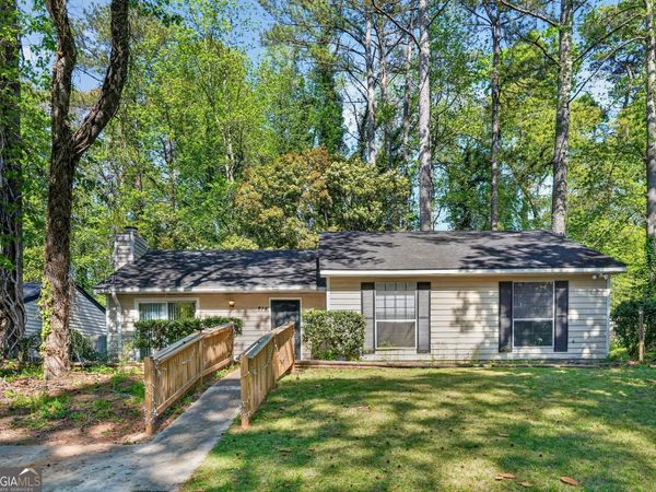 814 Hemingway Road, Stone Mountain, GA 30088