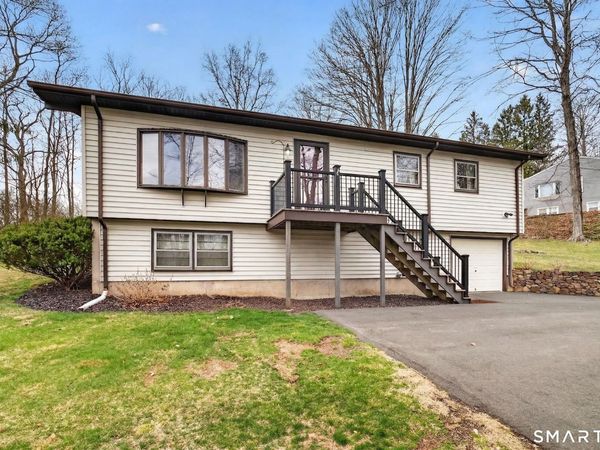36 Youngs Apple Orchard, North Branford, CT 06472