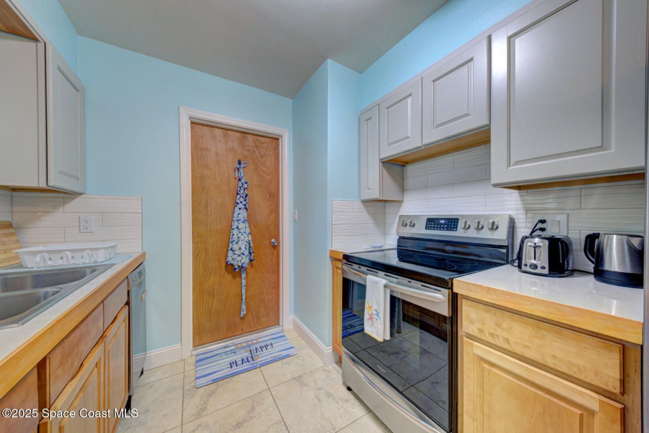 282 Fay Drive, Indialantic, FL 32903 Photo