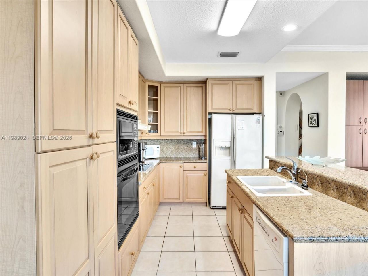 20780 NE 32nd Ave, Aventura, FL 33180 Photo