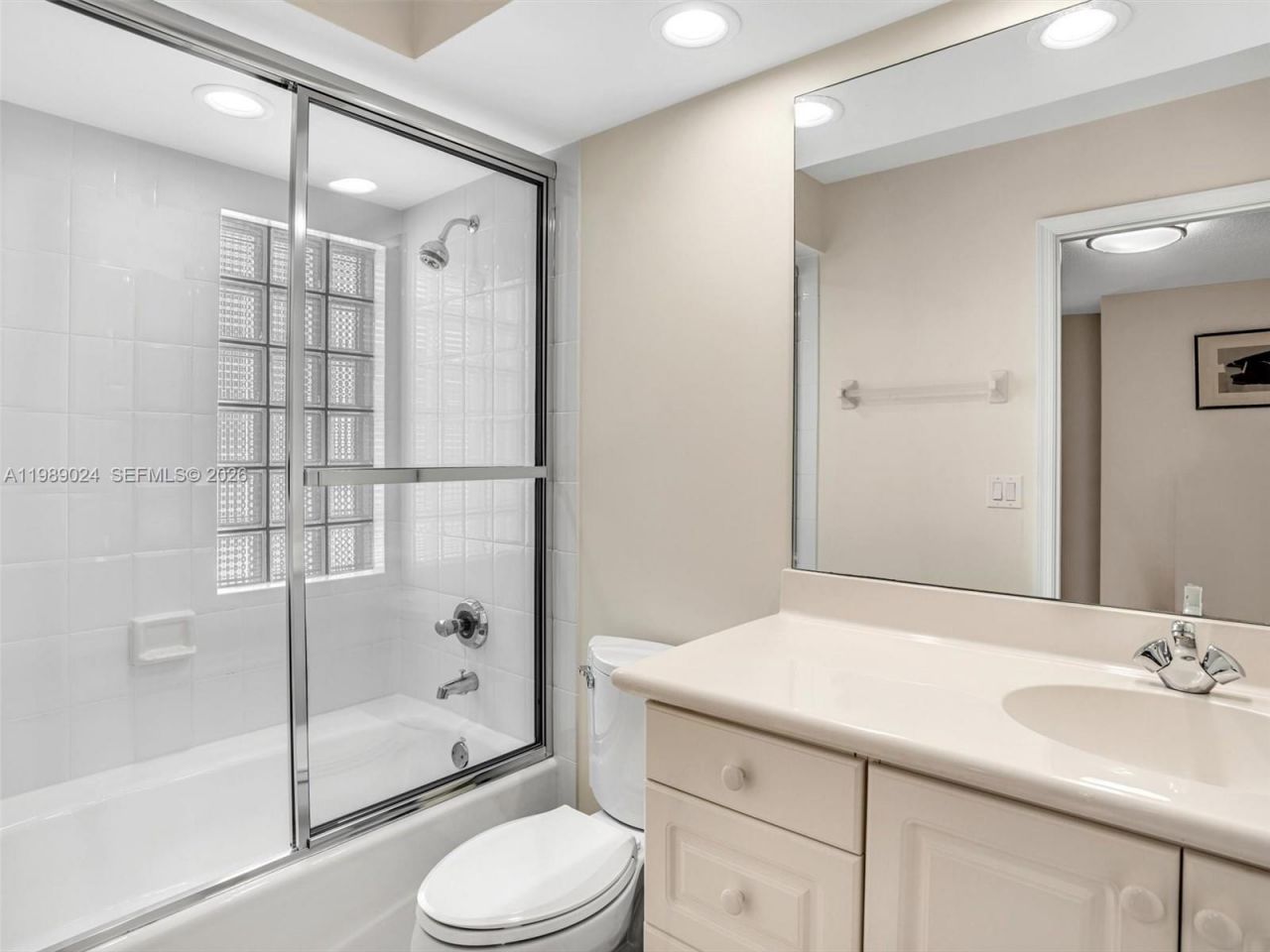 20780 NE 32nd Ave, Aventura, FL 33180 Photo