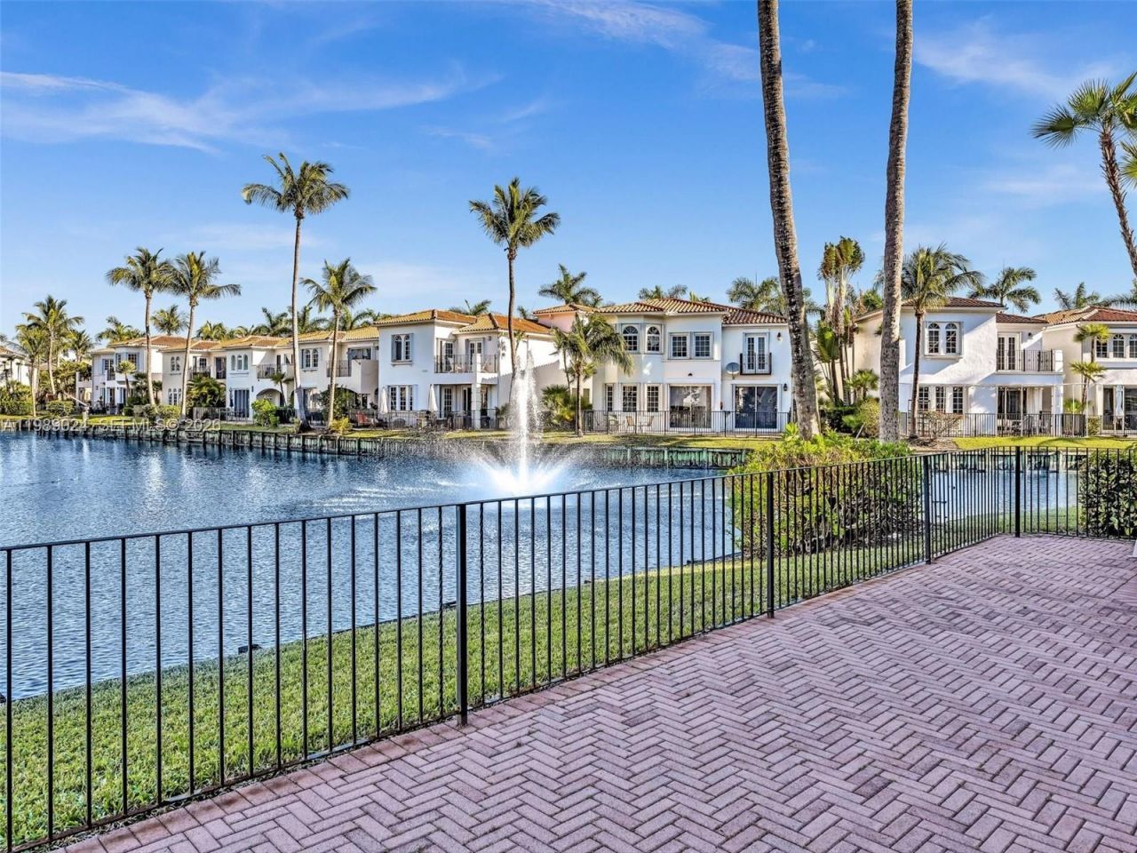 20780 NE 32nd Ave, Aventura, FL 33180 Photo