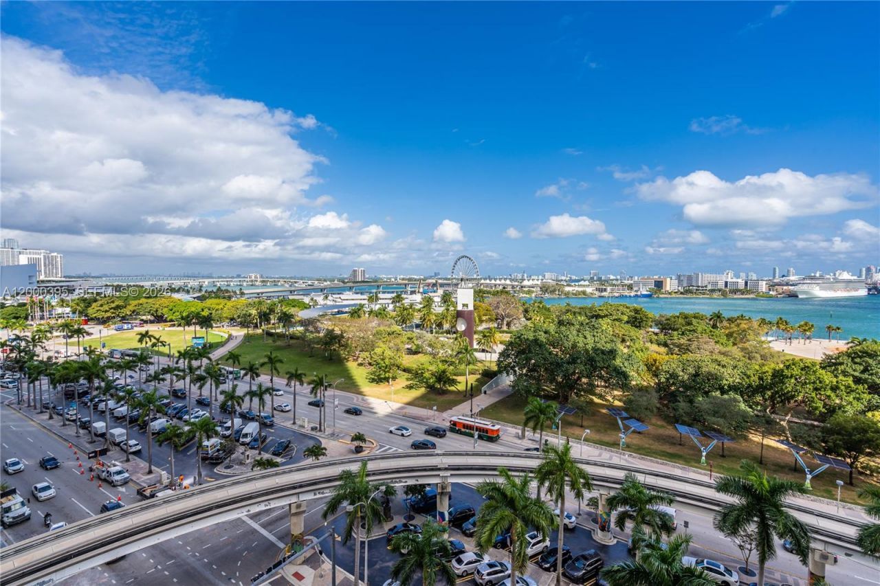 50 Biscayne Blvd, Unit 3601, Miami, FL 33132 Photo