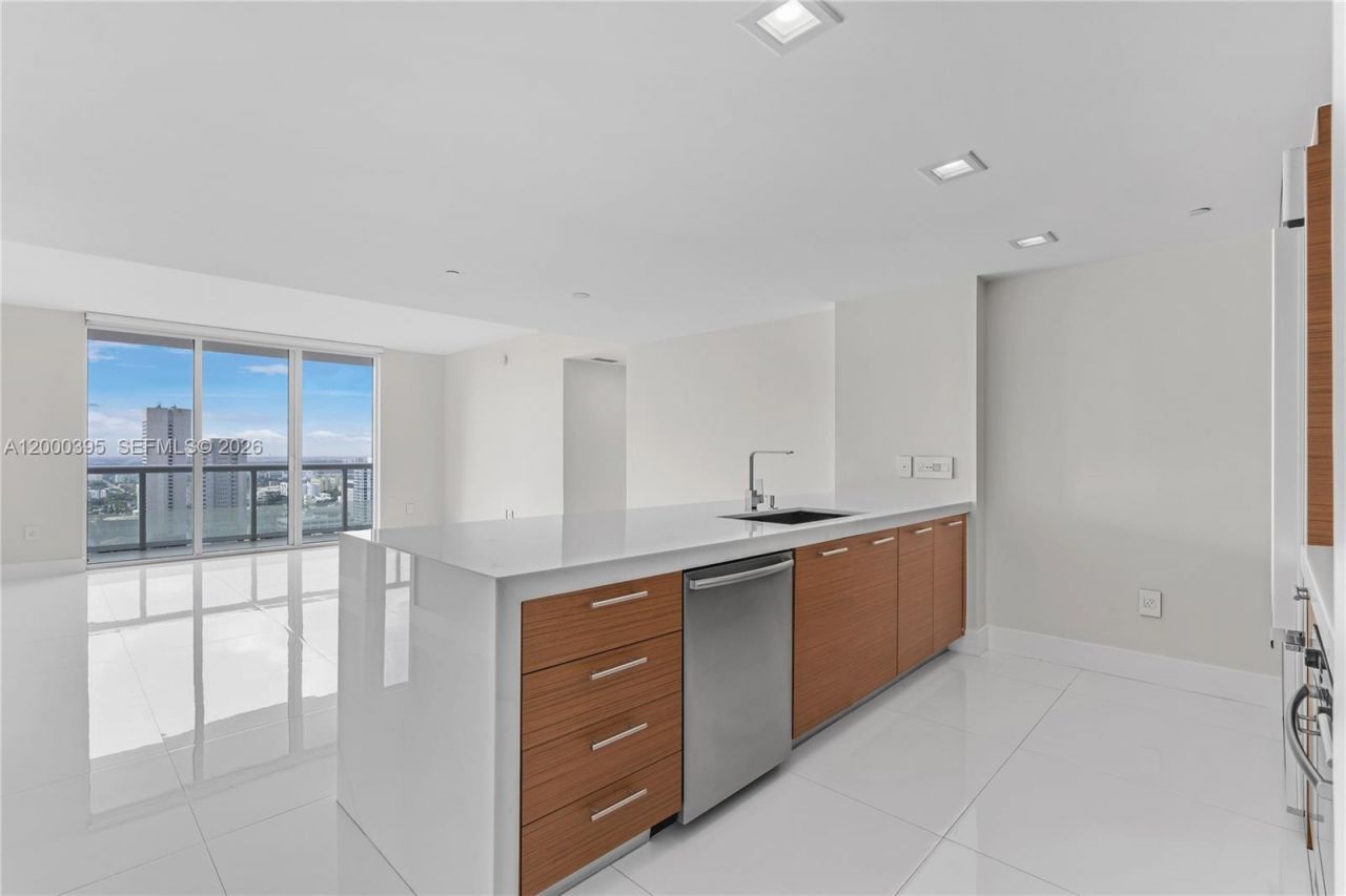 50 Biscayne Blvd, Unit 3601, Miami, FL 33132 Photo