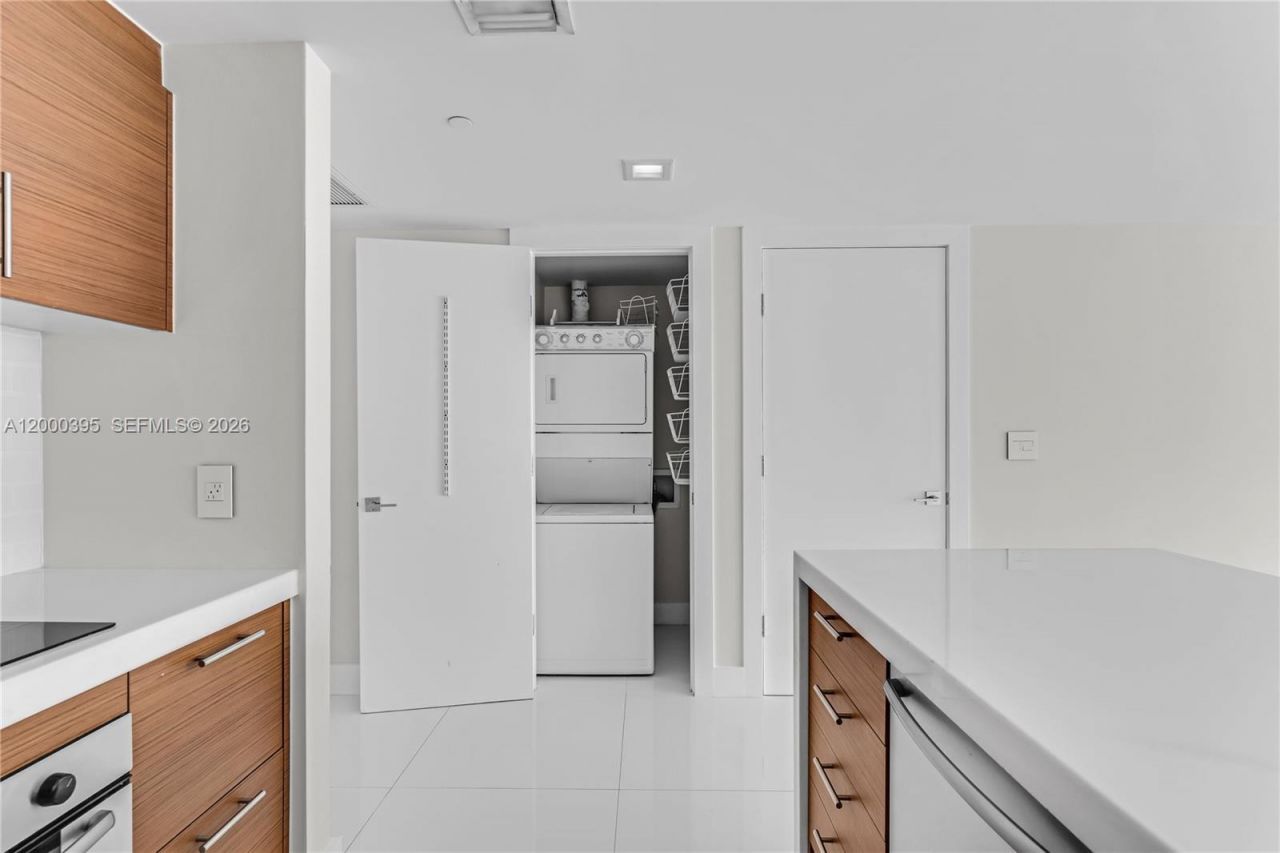50 Biscayne Blvd, Unit 3601, Miami, FL 33132 Photo