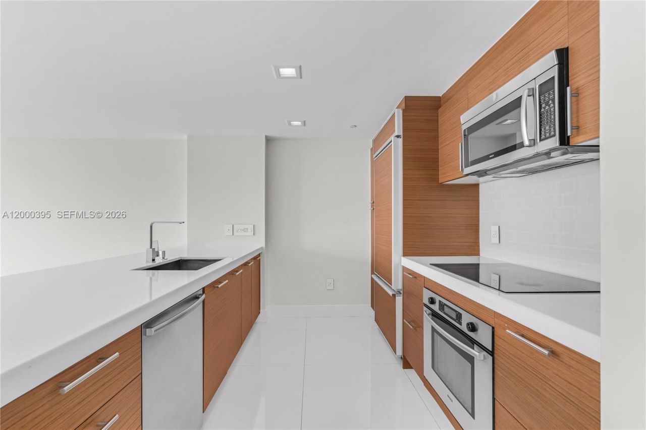 50 Biscayne Blvd, Unit 3601, Miami, FL 33132 Photo