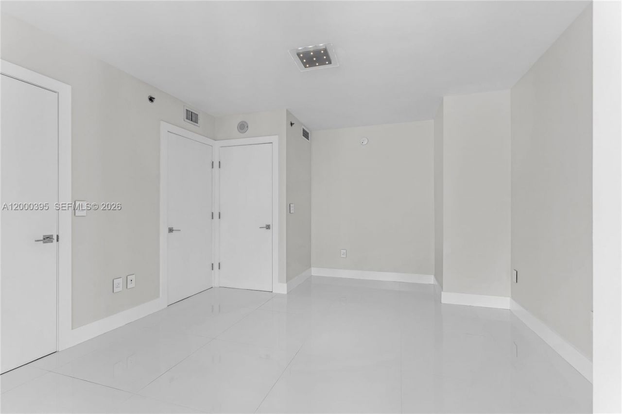 50 Biscayne Blvd, Unit 3601, Miami, FL 33132 Photo