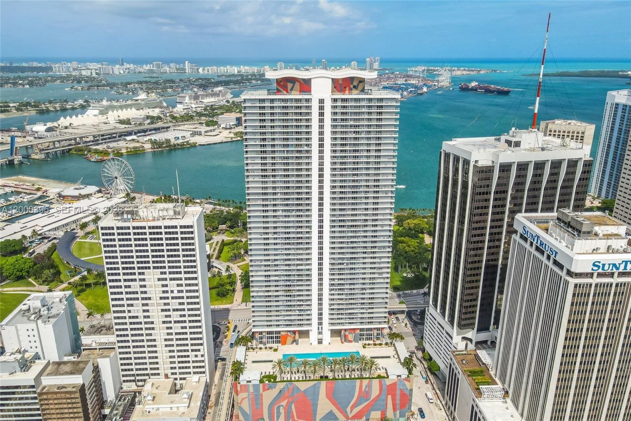 50 Biscayne Blvd, Unit 3601, Miami, FL 33132 Photo