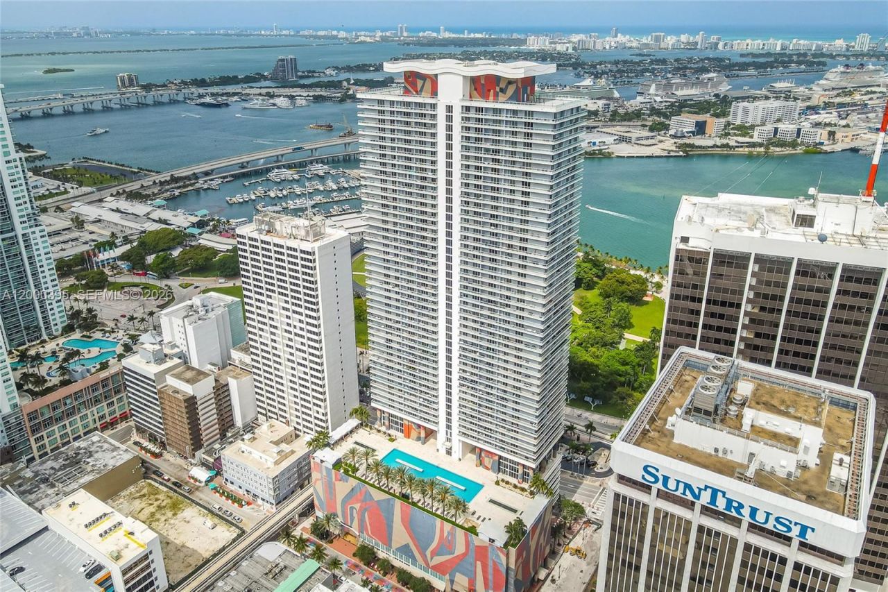 50 Biscayne Blvd, Unit 3601, Miami, FL 33132 Photo