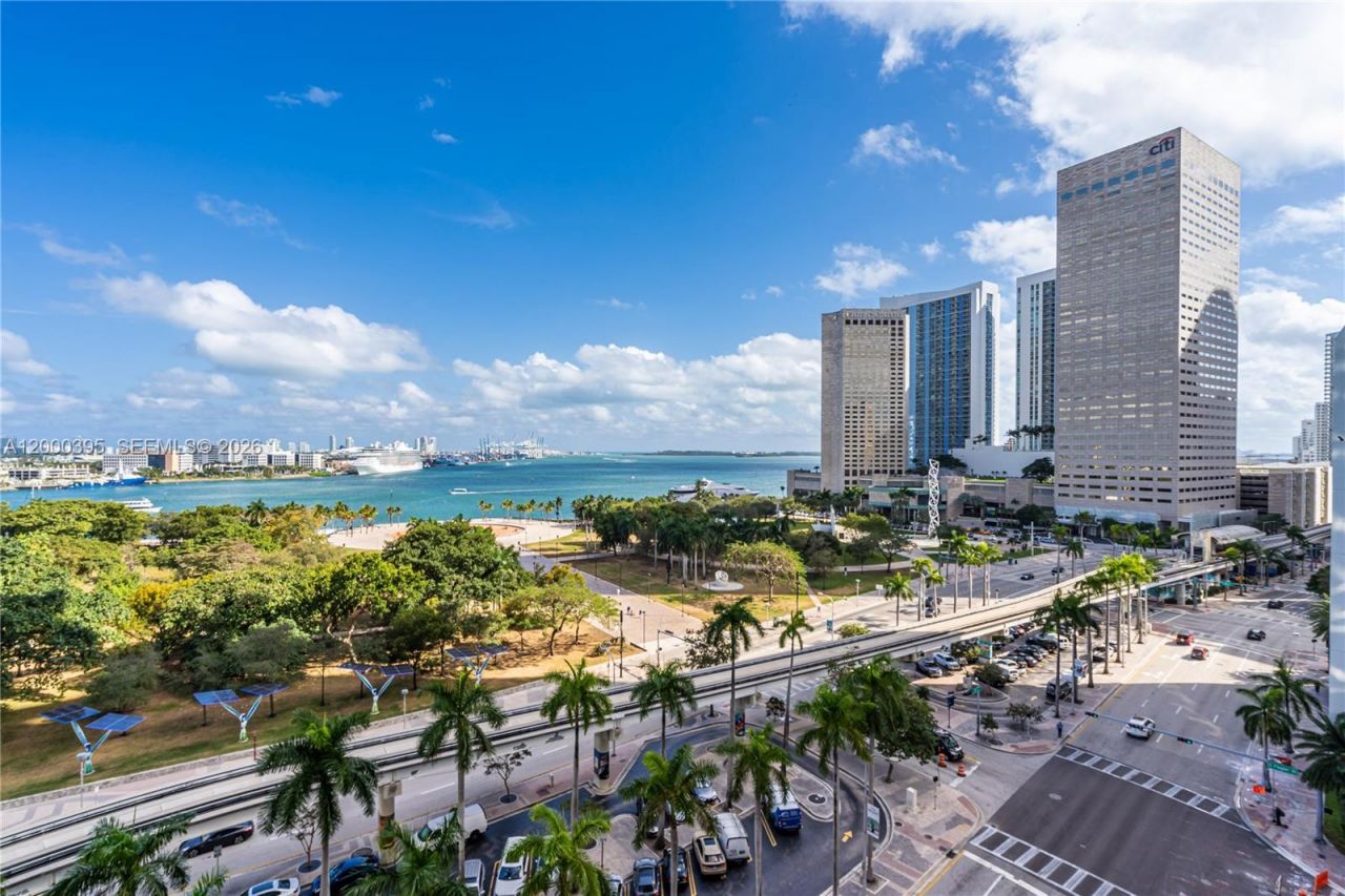 50 Biscayne Blvd, Unit 3601, Miami, FL 33132 Photo