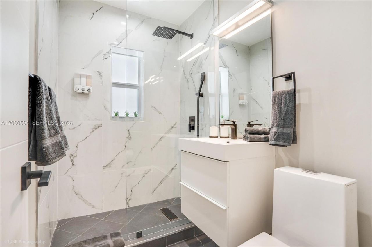 2990 NW 50th St, Unit Whole Vill, Miami, FL 33142 Photo