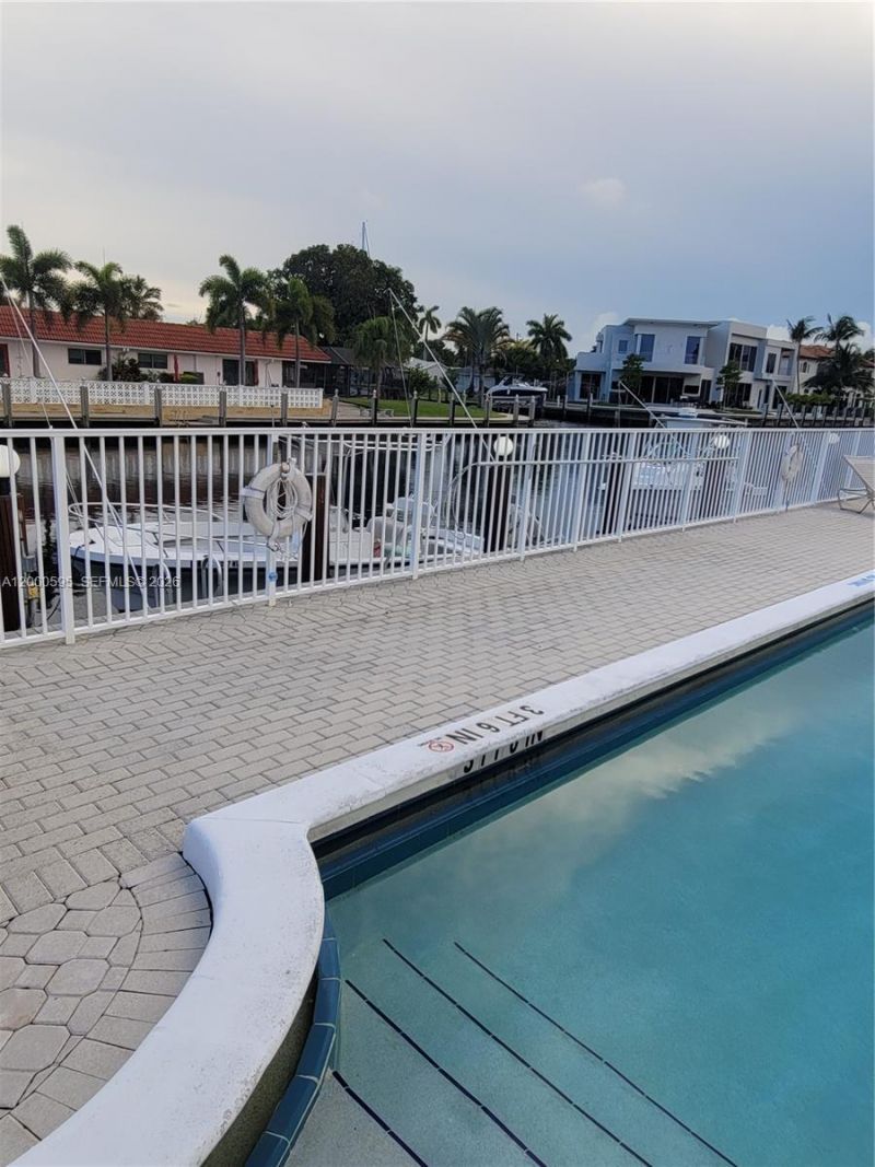 1340 NE 28th Ave, Unit 129, Pompano Beach, FL 33062 Photo