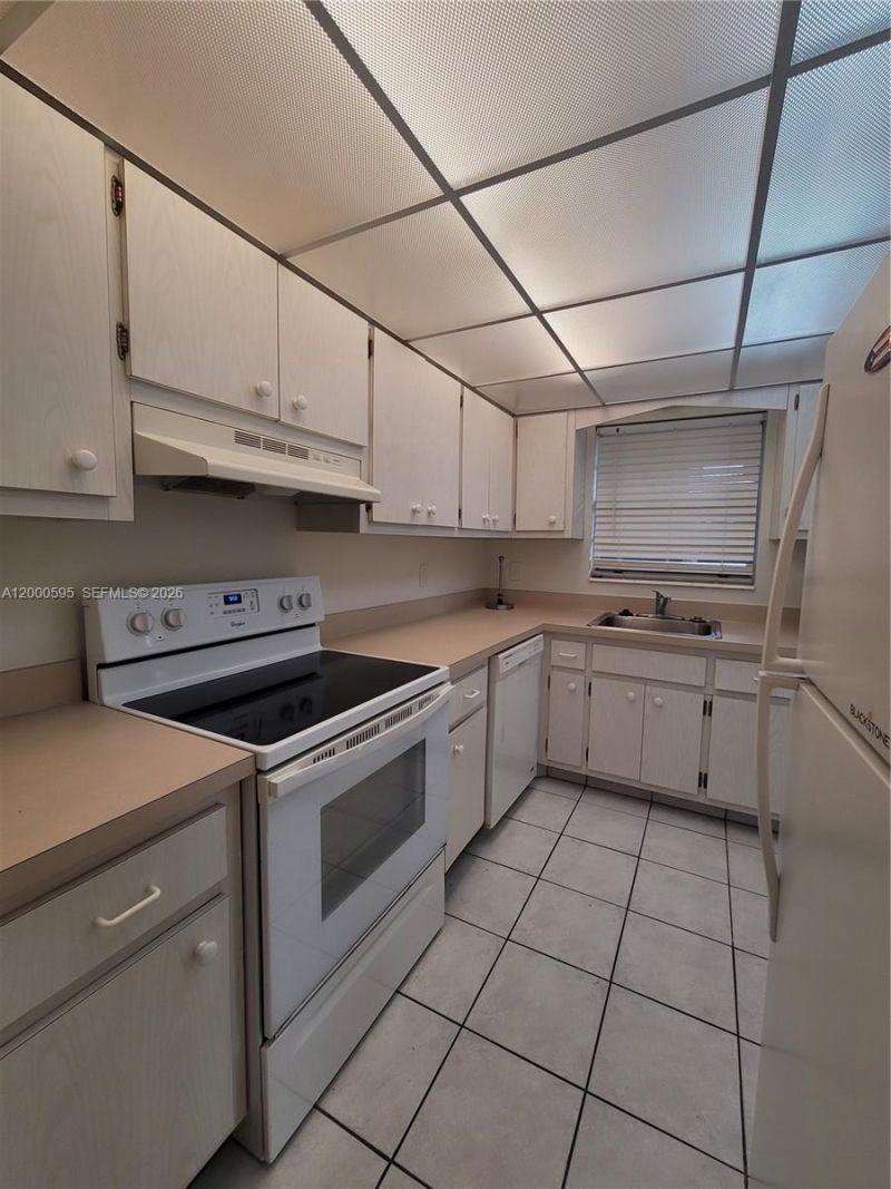 1340 NE 28th Ave, Unit 129, Pompano Beach, FL 33062 Photo