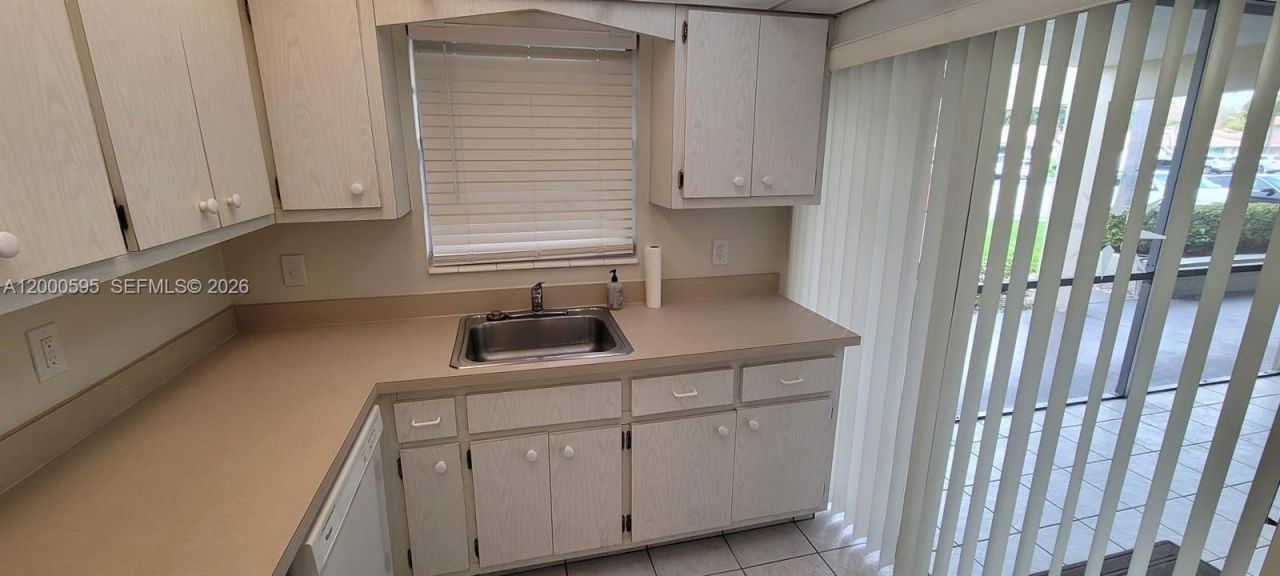 1340 NE 28th Ave, Unit 129, Pompano Beach, FL 33062 Photo