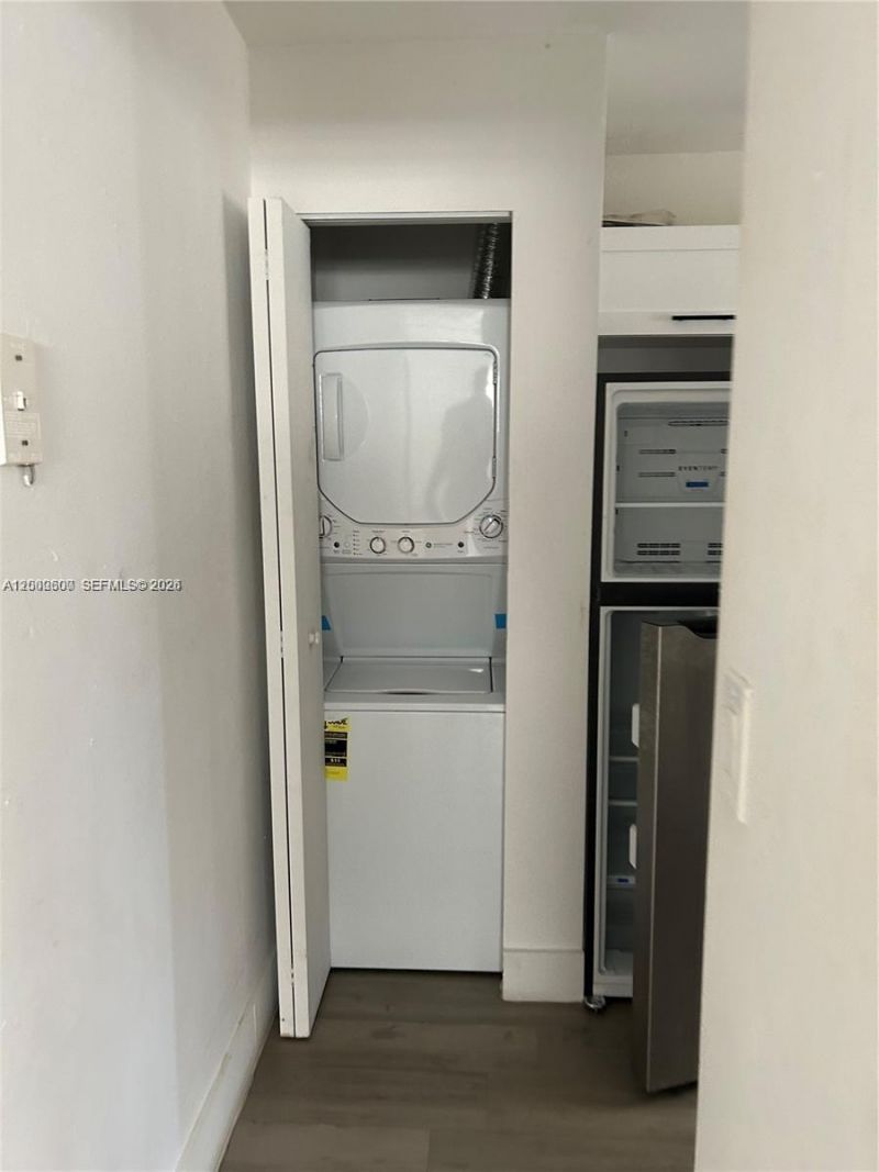 904 SW 10th St, Hallandale Beach, FL 33009 Photo