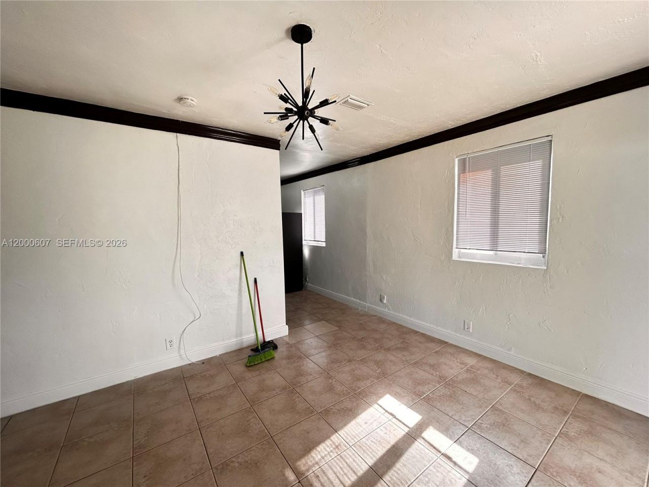 1354 NW 69th St, Miami, FL 33147 Photo