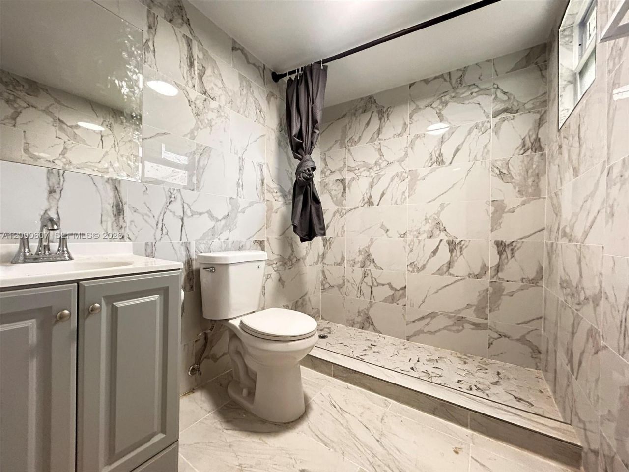 1354 NW 69th St, Miami, FL 33147 Photo