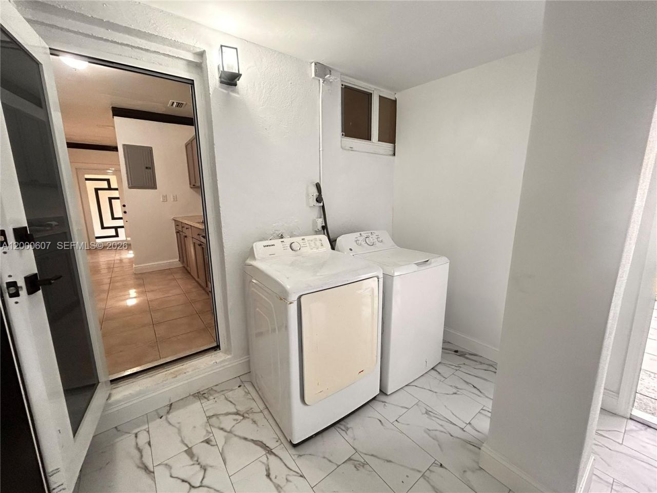 1354 NW 69th St, Miami, FL 33147 Photo