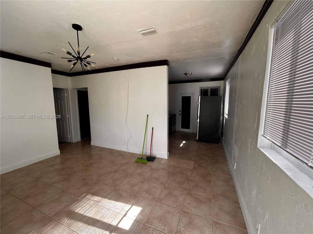 1354 NW 69th St, Miami, FL 33147 Photo