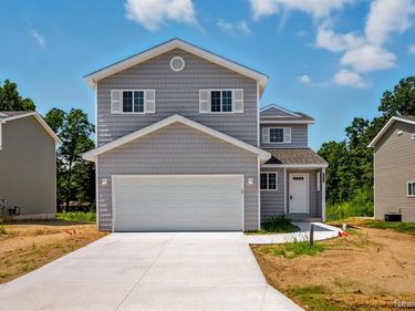 5750 Copper Tree Park, Waterford Twp, MI 48327