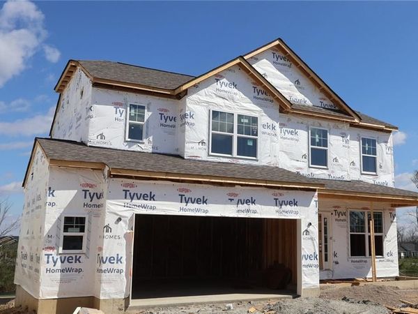 3135 Simpson Court, Unit 8313, Miami Township, OH 45449