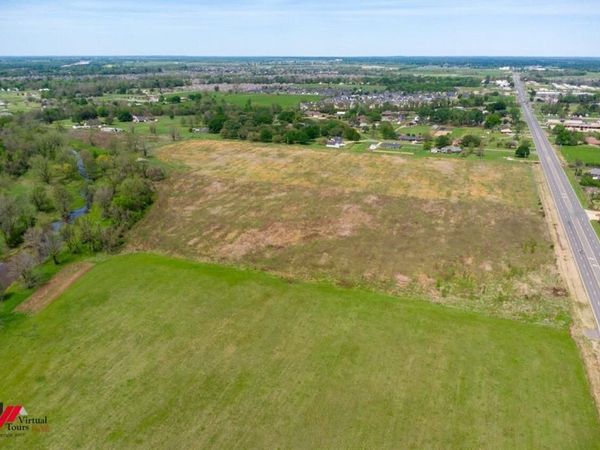 2 Airline Drive, Bossier City, LA 71111