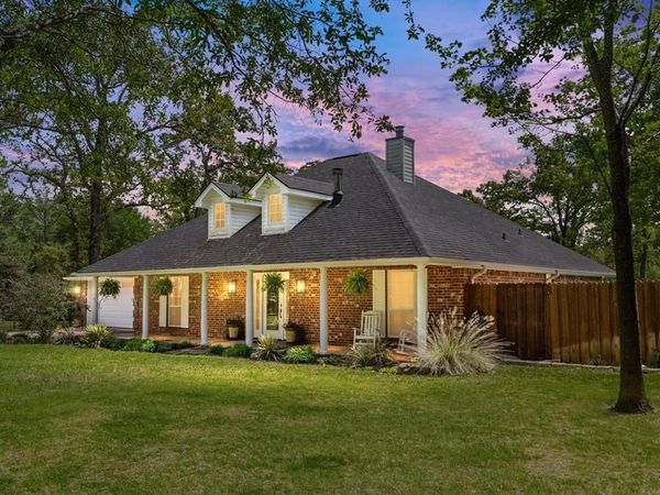 108 Forehand Drive, Trinidad, TX 75163